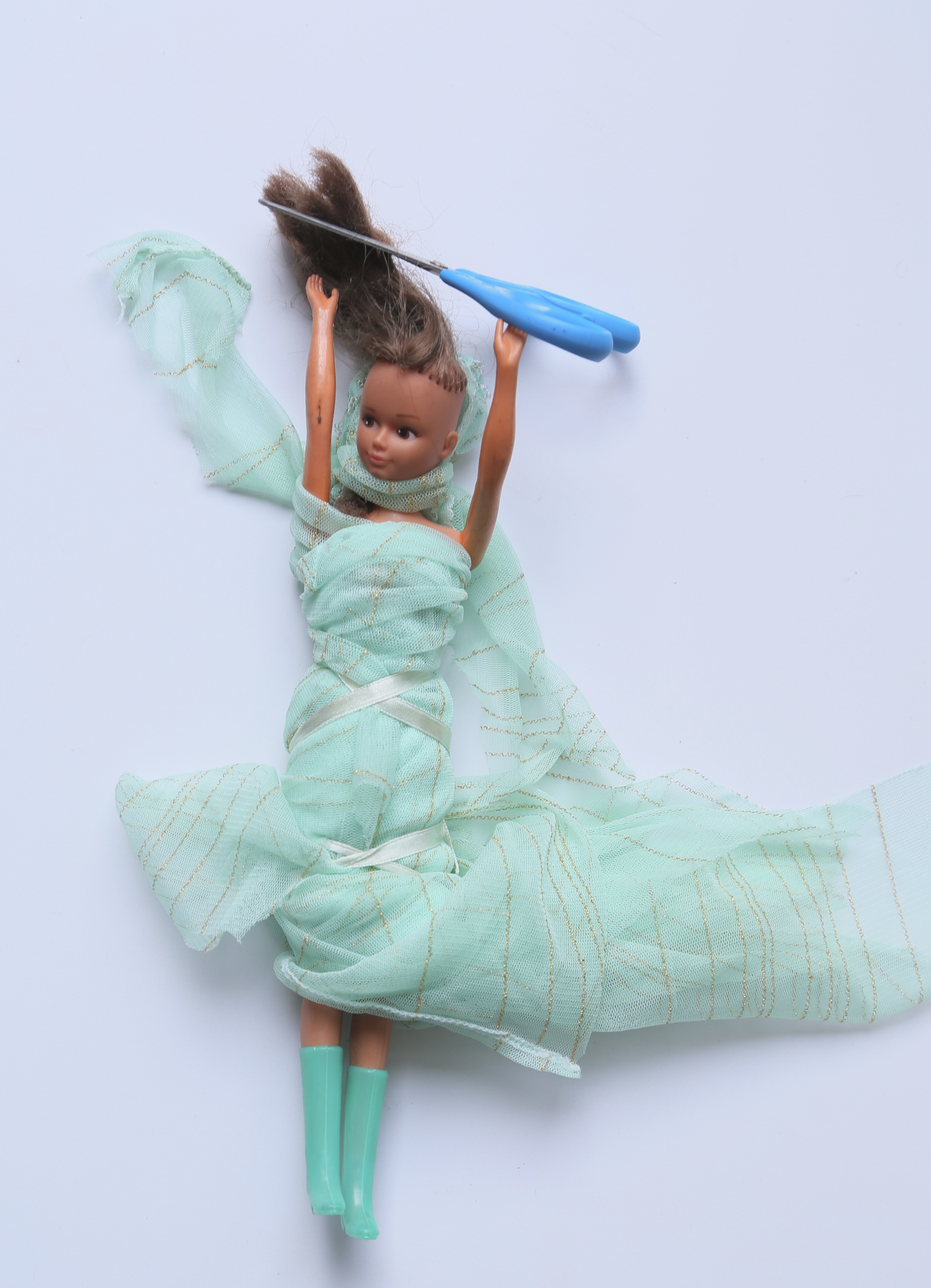 Barbie - Atravesada XIII: Liberación Violenta